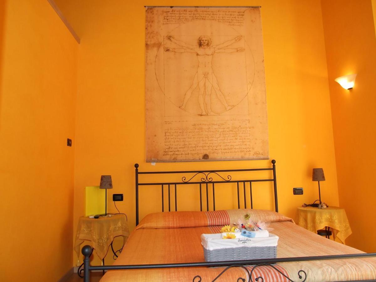 Ghiro Ghiotto Bed and Breakfast Pietra Ligure Exteriör bild